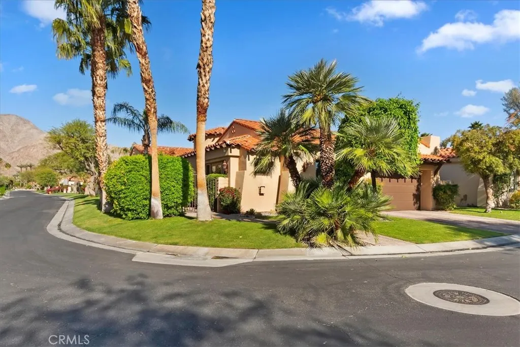 50195 Granada Court, La Quinta, California 92253 home-pic-5